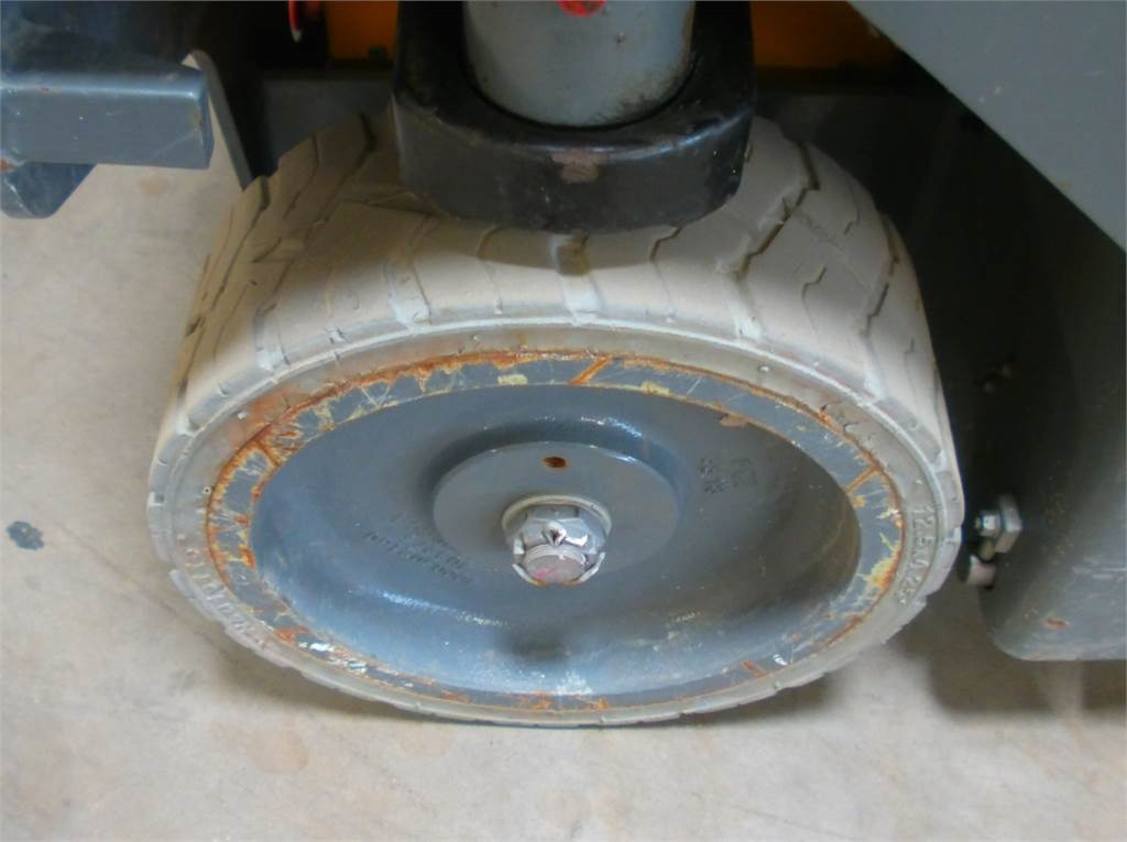 Máy nâng người thẳng đứng Haulotte STAR 6AC: hình 13 Máy nâng người thẳng đứng Haulotte STAR 6AC: hình 13