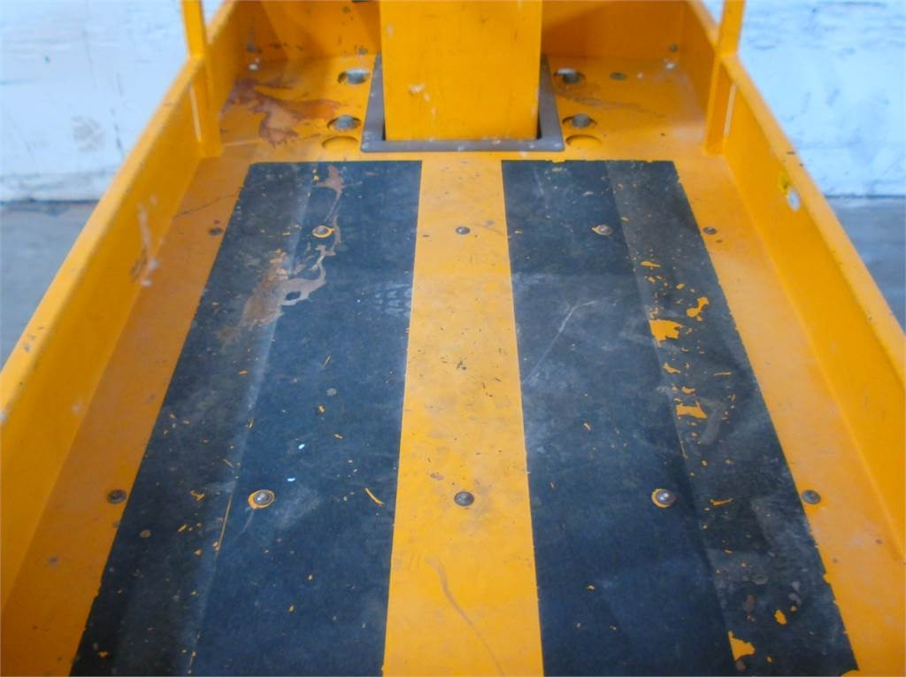 Máy nâng người thẳng đứng Haulotte STAR 6AC: hình 11 Máy nâng người thẳng đứng Haulotte STAR 6AC: hình 11