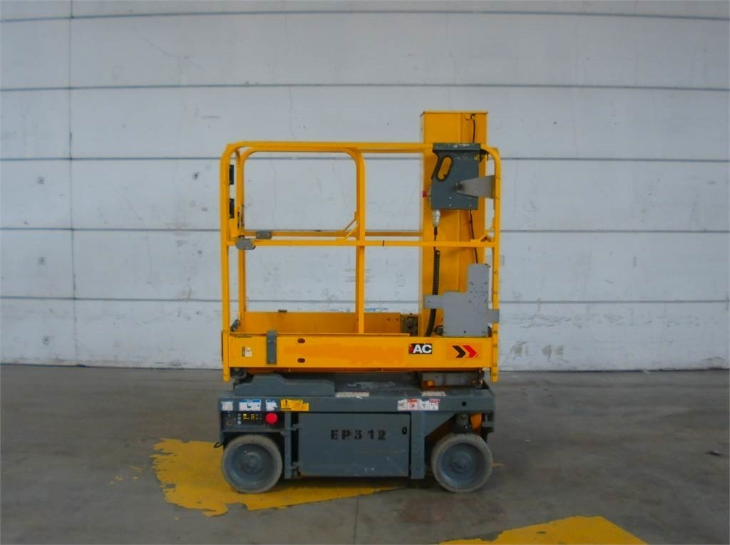 Haulotte STAR8S - Máy nâng người thẳng đứng: hình 1 Haulotte STAR8S - Máy nâng người thẳng đứng: hình 1