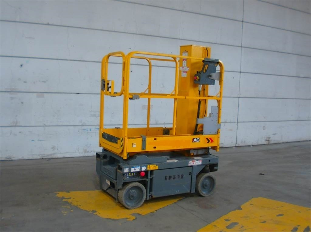 Haulotte STAR8S - Máy nâng người thẳng đứng: hình 2 Haulotte STAR8S - Máy nâng người thẳng đứng: hình 2