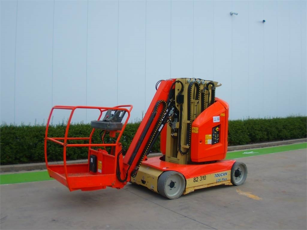 JLG Toucan 12E+ - Máy nâng người thẳng đứng: hình 2 JLG Toucan 12E+ - Máy nâng người thẳng đứng: hình 2