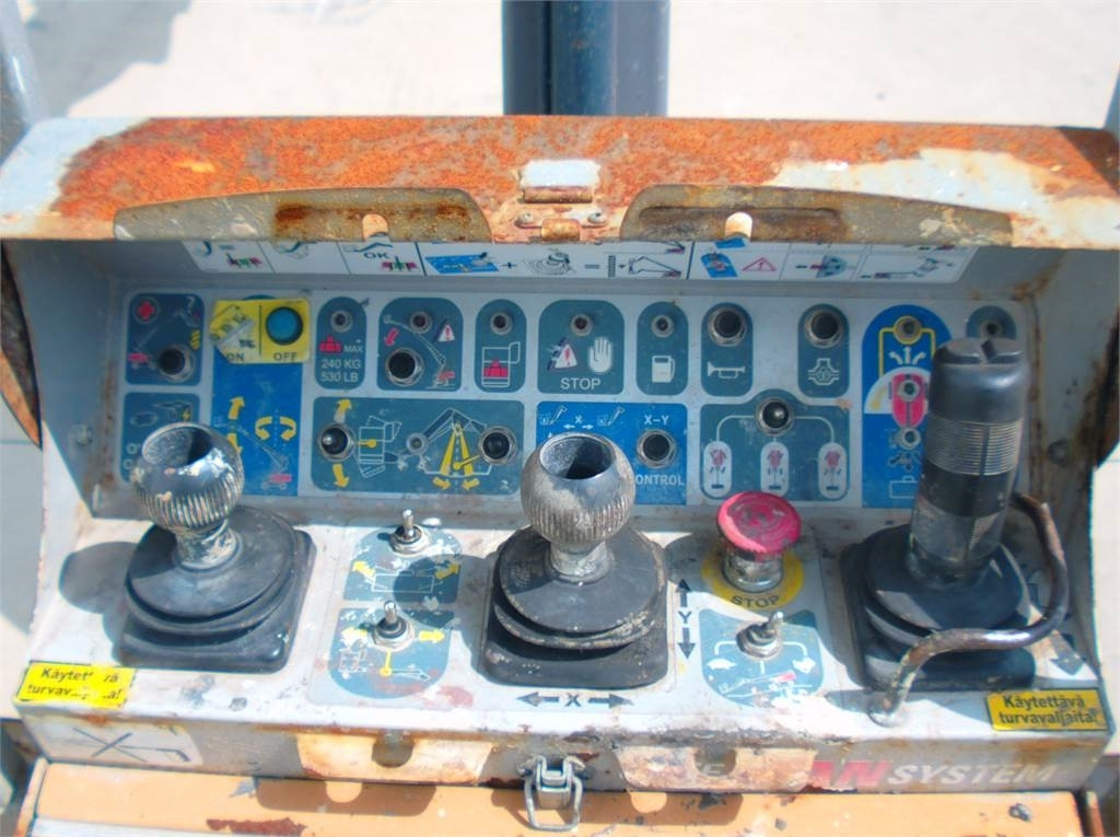 Xe nâng người hình viễn vọng kính Manitou 280TJ: hình 9