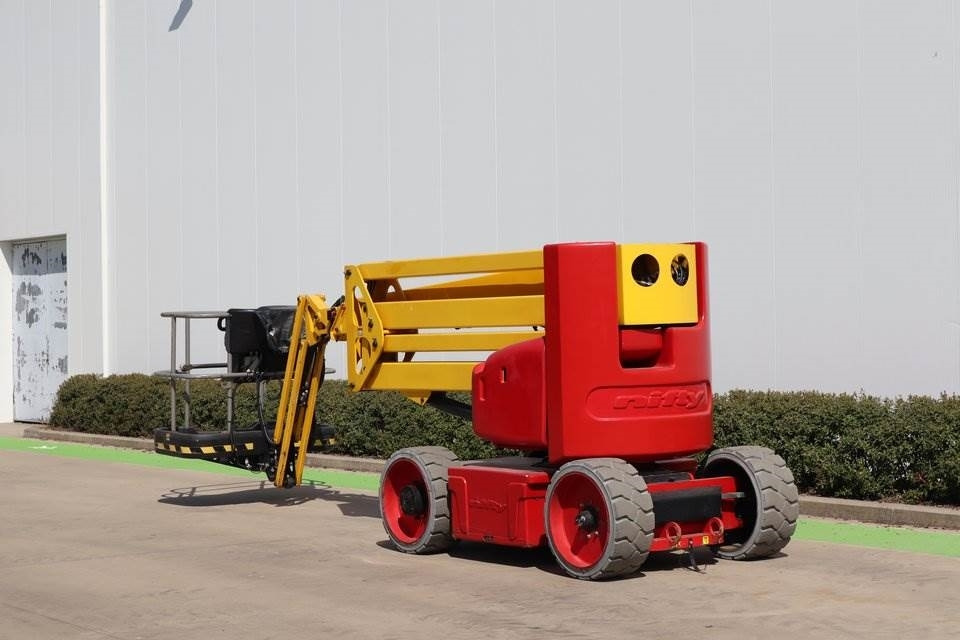 Niftylift HR17NE - Xe nâng người nhiều khớp nối: hình 3 Niftylift HR17NE - Xe nâng người nhiều khớp nối: hình 3