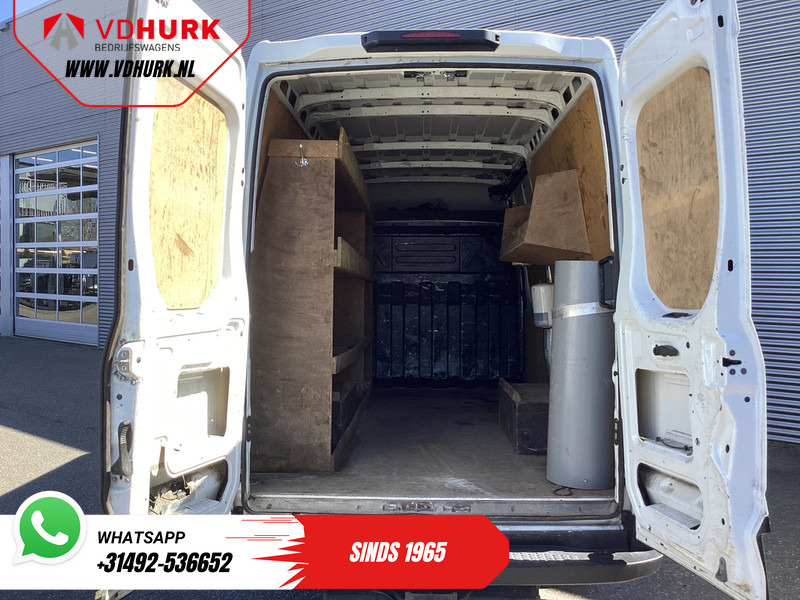 Iveco Daily 35C13V 2.3 L2H2 EXPORT ONLY Dubbel lucht/ 3.5t Trekverm./ Airco/ 3 Persoons/ Gev. Stoel/ Trekhaak - Xe van chở hàng: hình 5 Iveco Daily 35C13V 2.3 L2H2 EXPORT ONLY Dubbel lucht/ 3.5t Trekverm./ Airco/ 3 Persoons/ Gev. Stoel/ Trekhaak - Xe van chở hàng: hình 5