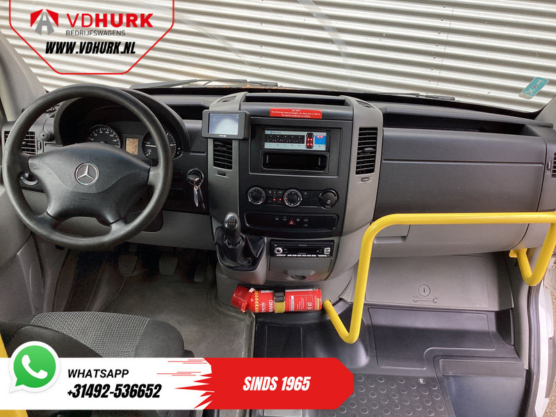 Mercedes-Benz Sprinter 313 2.2 CDI L2H2 € 10.164 Incl. BTW EXPORT ONLY Combi/ 9 Persoons/ Kombi/ 9P/ Airco/ Rolstoellift - Xe bus mini, Xe van chở khách: hình 3 Mercedes-Benz Sprinter 313 2.2 CDI L2H2 € 10.164 Incl. BTW EXPORT ONLY Combi/ 9 Persoons/ Kombi/ 9P/ Airco/ Rolstoellift - Xe bus mini, Xe van chở khách: hình 3