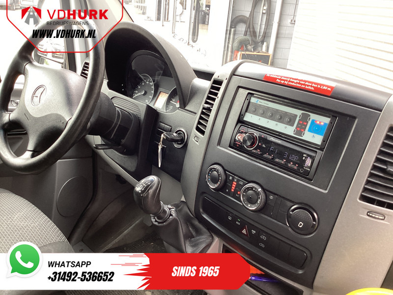 Mercedes-Benz Sprinter 313 2.2 CDI L2H2 €9.922 Incl. BTW BPM VRIJ! EXPORT ONLY Combi/ 9 Persoons/ Kombi/ 9P/ Airco/ Rolstoellift - Xe bus mini, Xe van chở khách: hình 3 Mercedes-Benz Sprinter 313 2.2 CDI L2H2 €9.922 Incl. BTW BPM VRIJ! EXPORT ONLY Combi/ 9 Persoons/ Kombi/ 9P/ Airco/ Rolstoellift - Xe bus mini, Xe van chở khách: hình 3