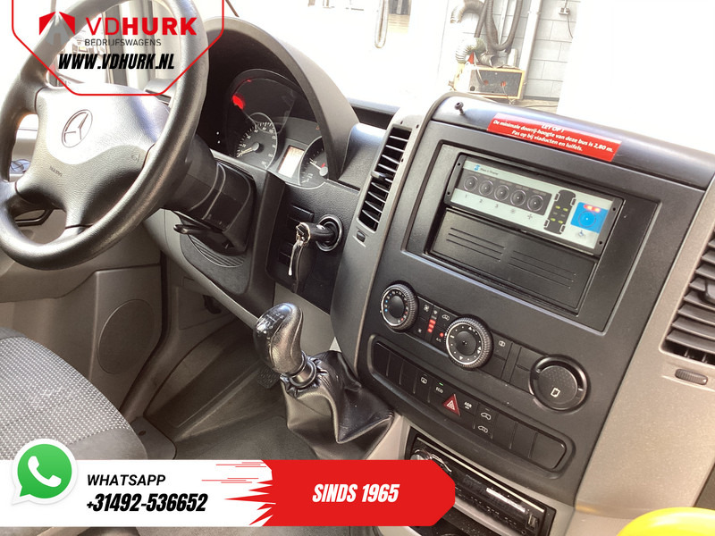 Mercedes-Benz Sprinter 313 2.2 CDI L2H2 €9922 Incl. BTW BPM VRIJ! EXPORT ONLY Combi/ 9 Persoons/ Kombi/ 9P/ Airco/ Rolstoellift - Xe bus mini, Xe van chở khách: hình 3 Mercedes-Benz Sprinter 313 2.2 CDI L2H2 €9922 Incl. BTW BPM VRIJ! EXPORT ONLY Combi/ 9 Persoons/ Kombi/ 9P/ Airco/ Rolstoellift - Xe bus mini, Xe van chở khách: hình 3