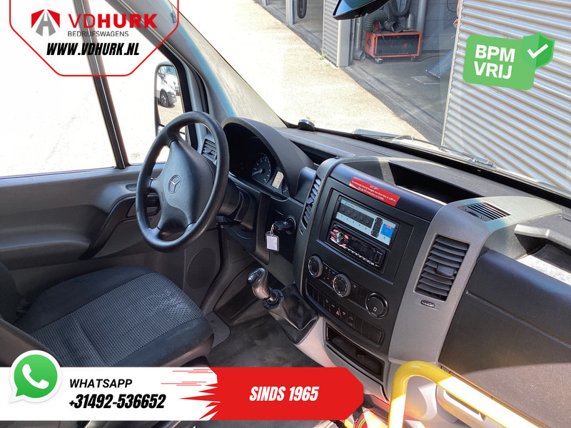 Mercedes-Benz Sprinter 313 2.2 CDI L2H2 €9922 Incl. BTW BPM VRIJ! EXPORT ONLY Combi/ 9 Persoons/ Kombi/ 9P/ Airco/ Rolstoellift - Xe bus mini, Xe van chở khách: hình 3 Mercedes-Benz Sprinter 313 2.2 CDI L2H2 €9922 Incl. BTW BPM VRIJ! EXPORT ONLY Combi/ 9 Persoons/ Kombi/ 9P/ Airco/ Rolstoellift - Xe bus mini, Xe van chở khách: hình 3
