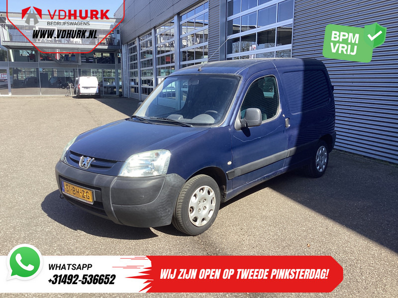 Peugeot Partner 1.4 75 pk BENZINE/ Riem V.V/ NL auto/ Trekhaak/ Radio - Xe van nhỏ gọn: hình 2 Peugeot Partner 1.4 75 pk BENZINE/ Riem V.V/ NL auto/ Trekhaak/ Radio - Xe van nhỏ gọn: hình 2