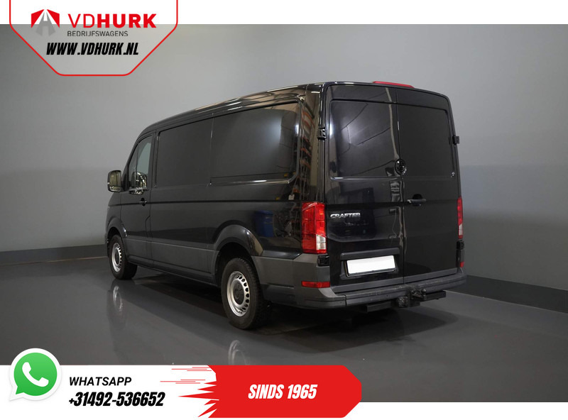 Volkswagen Crafter 35 2.0 TDI 140 pk DSG Aut. L3H2 EXPORT ONLY Navi/ Carplay/ PDC/ Cruise/ Trekhaak/ Airco - Xe van chở hàng: hình 2 Volkswagen Crafter 35 2.0 TDI 140 pk DSG Aut. L3H2 EXPORT ONLY Navi/ Carplay/ PDC/ Cruise/ Trekhaak/ Airco - Xe van chở hàng: hình 2