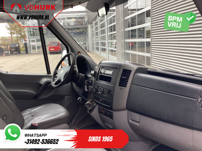 Volkswagen Crafter 50 2.5 TDI Aut. L2H2 DC Dubbel Cabine EXPORT 5 cil/ 3.5t Trekverm./ Airco/ 6 Pers./ 270Gr.Deuren/ Trekhaak - Xe van chở hàng, Xe tải van: hình 3 Volkswagen Crafter 50 2.5 TDI Aut. L2H2 DC Dubbel Cabine EXPORT 5 cil/ 3.5t Trekverm./ Airco/ 6 Pers./ 270Gr.Deuren/ Trekhaak - Xe van chở hàng, Xe tải van: hình 3