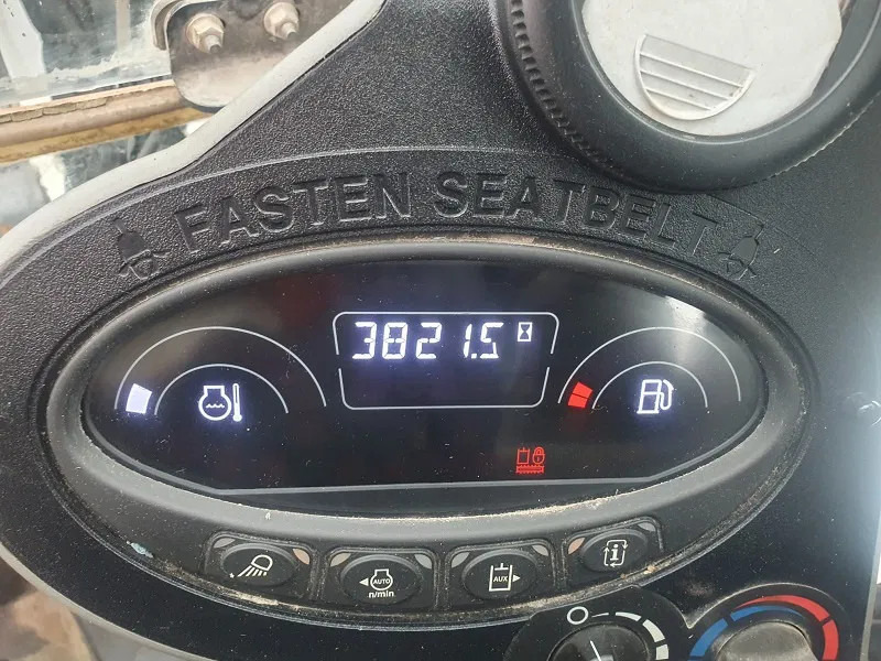 Bobcat E35 - 3500 KG - Máy xúc mini: hình 5 Bobcat E35 - 3500 KG - Máy xúc mini: hình 5