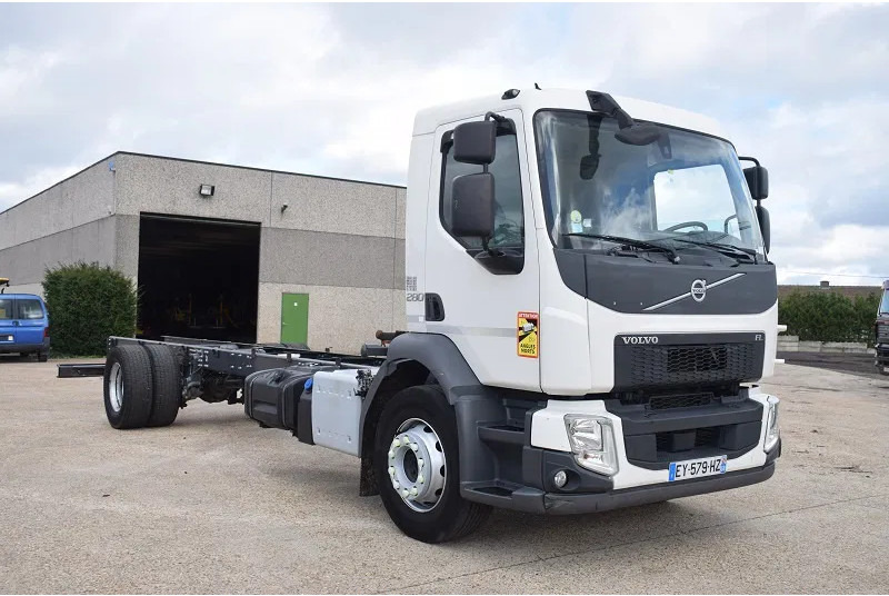 Diversen Volvo FL280 - Xe tải khung gầm: hình 2 Diversen Volvo FL280 - Xe tải khung gầm: hình 2