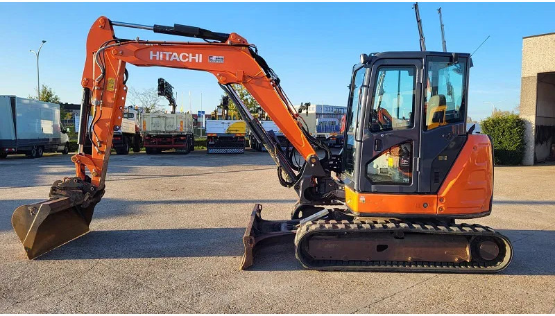 Hitachi ZX65USB-5A CLR - Máy xúc bánh xích: hình 2 Hitachi ZX65USB-5A CLR - Máy xúc bánh xích: hình 2