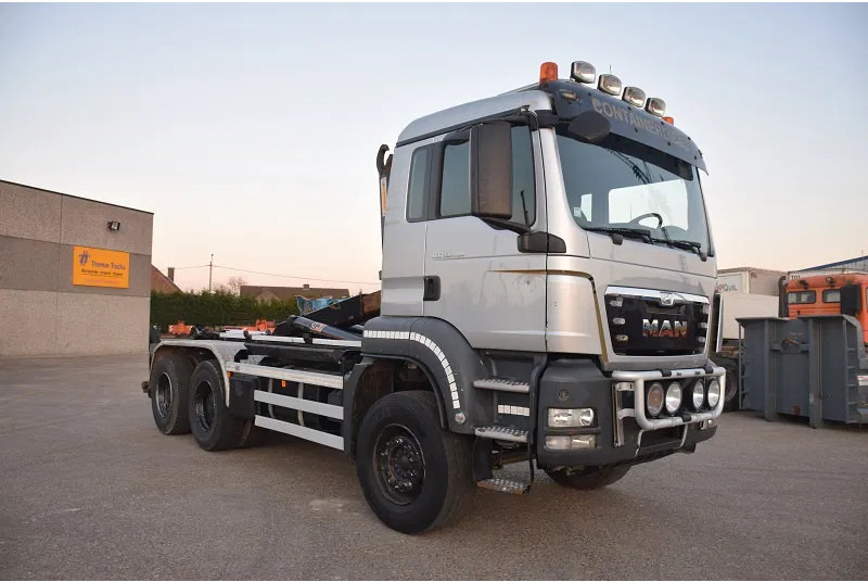 MAN TGS 33.400 - Xe tải nâng móc: hình 4 MAN TGS 33.400 - Xe tải nâng móc: hình 4
