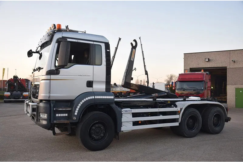 MAN TGS 33.400 - Xe tải nâng móc: hình 3 MAN TGS 33.400 - Xe tải nâng móc: hình 3