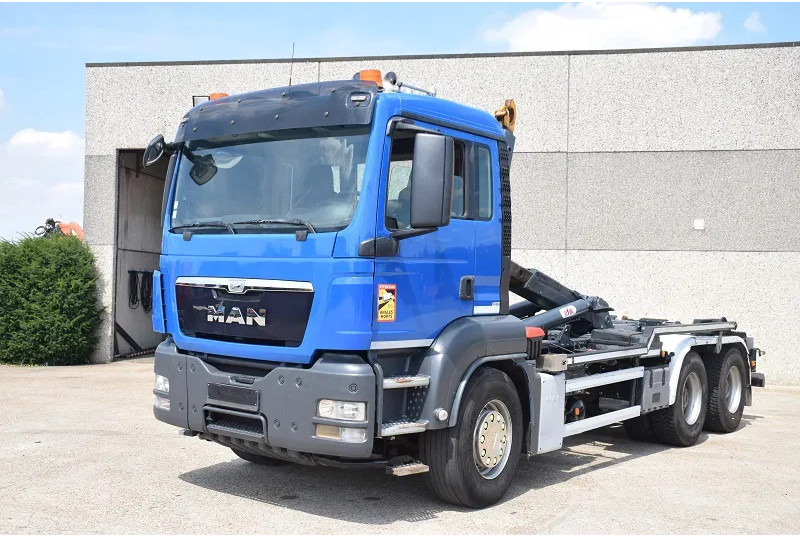 MAN TGS 33.440 - Xe tải nâng móc: hình 2 MAN TGS 33.440 - Xe tải nâng móc: hình 2