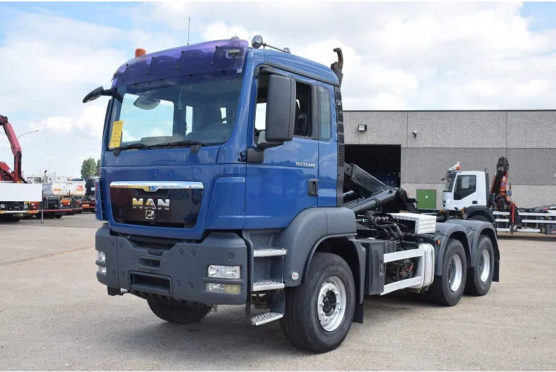 MAN TGS 33.440 - Xe tải nâng móc: hình 2 MAN TGS 33.440 - Xe tải nâng móc: hình 2