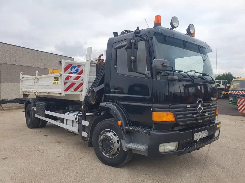 Mercedes-Benz Atego 1928 - Xe cẩu tự hành: hình 3 Mercedes-Benz Atego 1928 - Xe cẩu tự hành: hình 3