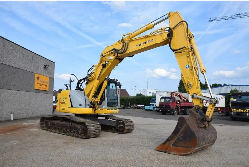 New Holland Kobelco E235B SR-LCT - Máy xúc bánh xích: hình 5 New Holland Kobelco E235B SR-LCT - Máy xúc bánh xích: hình 5