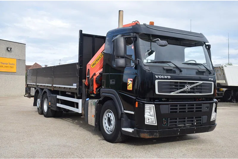 Volvo FM 330 - Xe cẩu tự hành: hình 5 Volvo FM 330 - Xe cẩu tự hành: hình 5