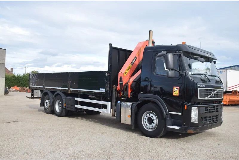 Volvo FM 330 - Xe cẩu tự hành: hình 4 Volvo FM 330 - Xe cẩu tự hành: hình 4