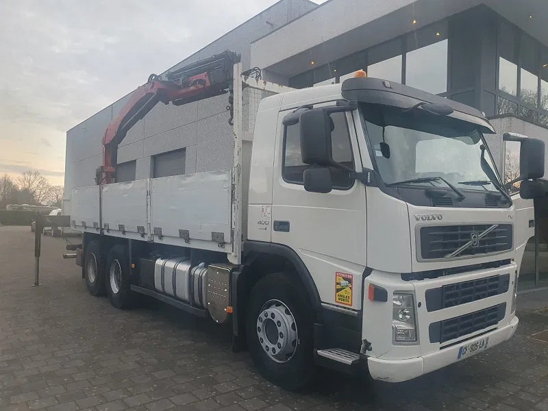 Volvo FM 400 - Xe cẩu tự hành: hình 1 Volvo FM 400 - Xe cẩu tự hành: hình 1