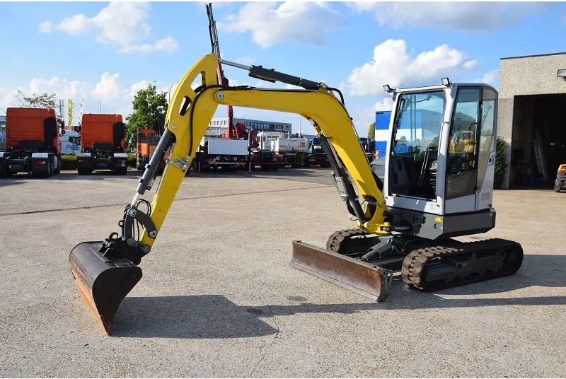 WACKER NEUSON Neuson Wacker 4 TON EZ36 -stock id104 - Máy xúc mini: hình 4 WACKER NEUSON Neuson Wacker 4 TON EZ36 -stock id104 - Máy xúc mini: hình 4