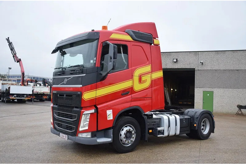 Volvo FH 460 - Xe đầu kéo: hình 3 Volvo FH 460 - Xe đầu kéo: hình 3