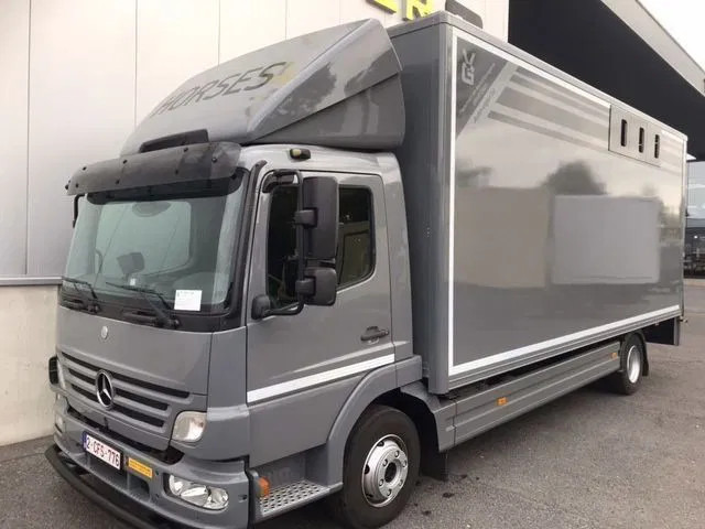 Mercedes-Benz Atego 1018 *Cruise control*Airco*Achteruitrijcamera*elektrische ruiten - Xe tải chở ngựa: hình 1 Mercedes-Benz Atego 1018 *Cruise control*Airco*Achteruitrijcamera*elektrische ruiten - Xe tải chở ngựa: hình 1