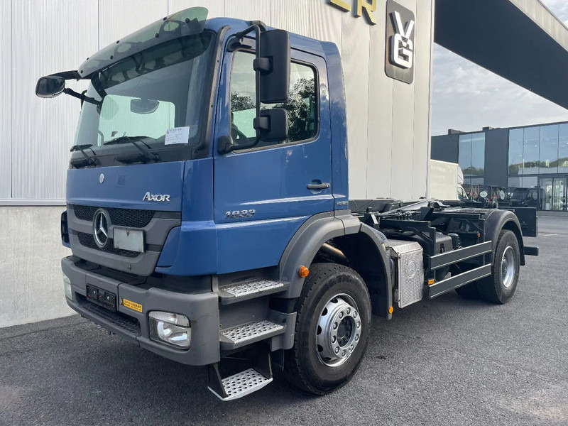 Mercedes-Benz Axor 1833 *cruise control*bluetooth*airconditioning*differentieelslot - Xe tải nâng móc: hình 2 Mercedes-Benz Axor 1833 *cruise control*bluetooth*airconditioning*differentieelslot - Xe tải nâng móc: hình 2