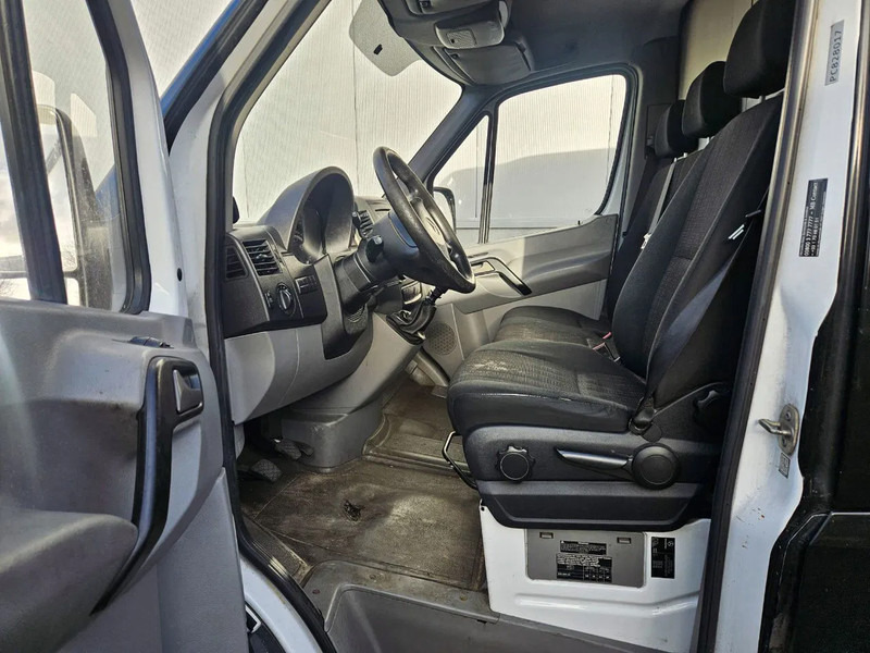 Mercedes-Benz Sprinter 313 - Xe van đông lạnh: hình 3 Mercedes-Benz Sprinter 313 - Xe van đông lạnh: hình 3