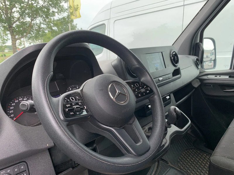 Mercedes-Benz Sprinter 317 CDI*L2H2*360°CAMERA*TEMPOMAT*NAVIGATIE*STOELVERWARMING* - Xe van chở hàng: hình 4 Mercedes-Benz Sprinter 317 CDI*L2H2*360°CAMERA*TEMPOMAT*NAVIGATIE*STOELVERWARMING* - Xe van chở hàng: hình 4