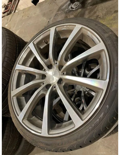 Pirelli *Brock velgen met Pirelli banden *235/35 ZR19 - Lốp và vành cho Xe hơi: hình 1 Pirelli *Brock velgen met Pirelli banden *235/35 ZR19 - Lốp và vành cho Xe hơi: hình 1