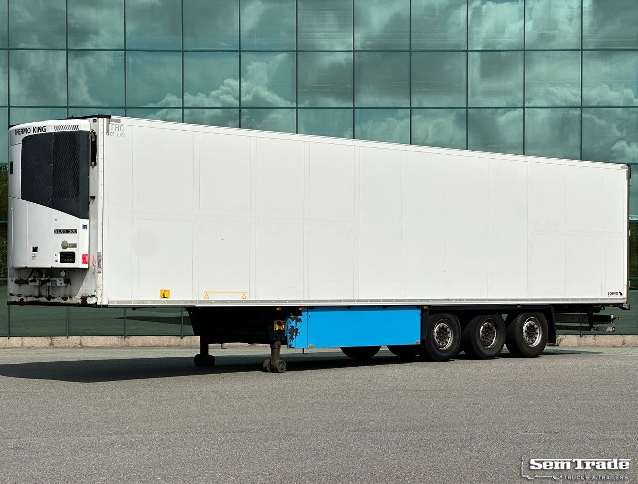 Diversen SCBS3B Thermo King SLXe 300 Lift Axle Holland Trailer 3 Pieces IN Stock - Sơ mi rơ moóc đông lạnh: hình 1 Diversen SCBS3B Thermo King SLXe 300 Lift Axle Holland Trailer 3 Pieces IN Stock - Sơ mi rơ moóc đông lạnh: hình 1