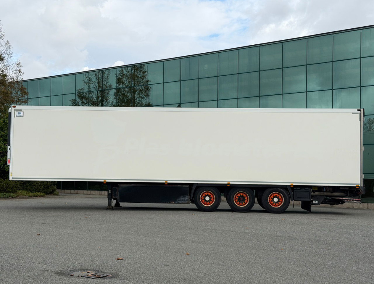 Krone SD Thermo King SLXe Spectrum BI Temp Flower Wide 270 CM High 2.000 KG Lift Disc Brakes NL Trailer - Sơ mi rơ moóc đông lạnh: hình 2 Krone SD Thermo King SLXe Spectrum BI Temp Flower Wide 270 CM High 2.000 KG Lift Disc Brakes NL Trailer - Sơ mi rơ moóc đông lạnh: hình 2