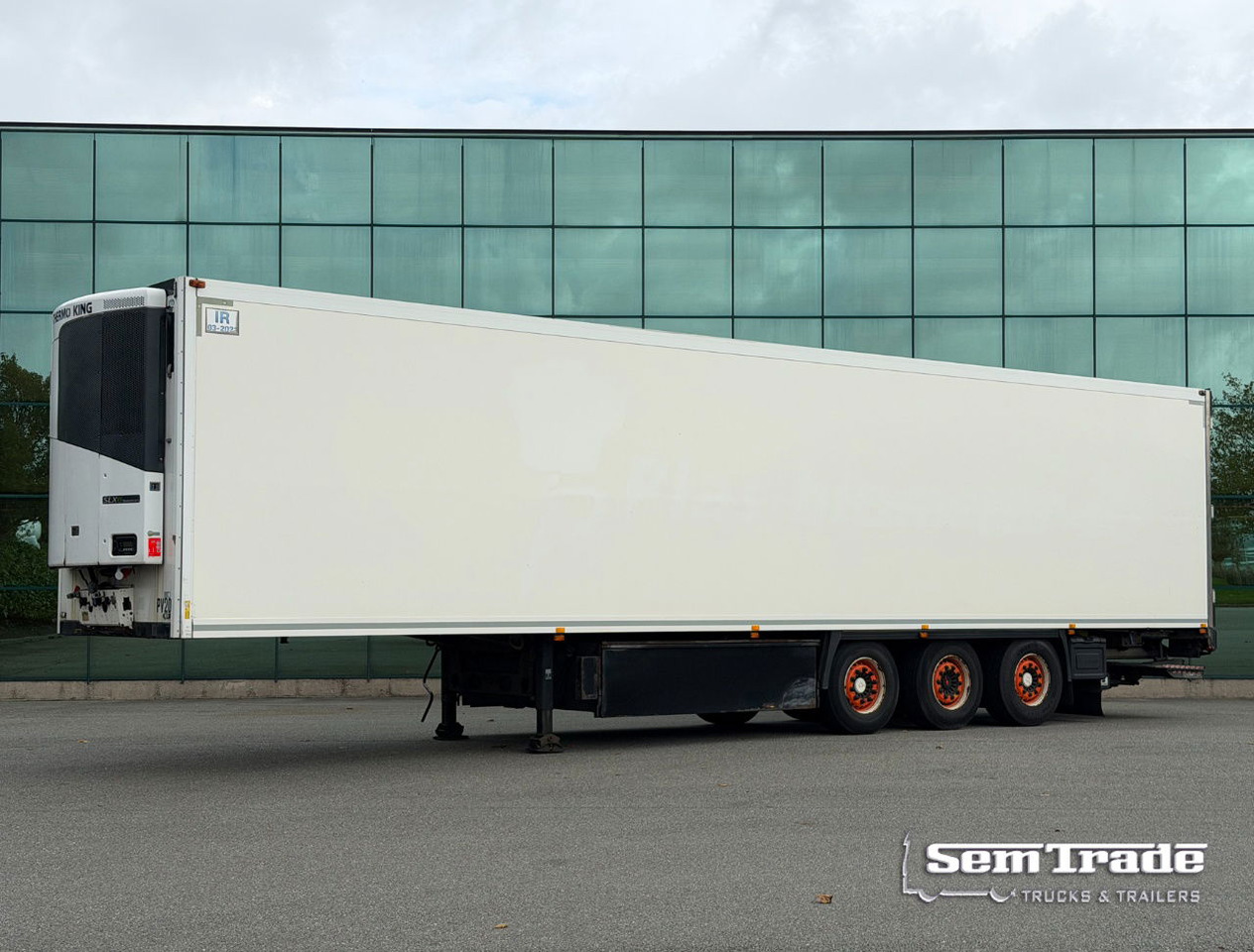 Krone SD Thermo King SLXe Spectrum BI Temp Flower Wide 270 CM High 2.000 KG Lift Disc Brakes NL Trailer - Sơ mi rơ moóc đông lạnh: hình 1 Krone SD Thermo King SLXe Spectrum BI Temp Flower Wide 270 CM High 2.000 KG Lift Disc Brakes NL Trailer - Sơ mi rơ moóc đông lạnh: hình 1