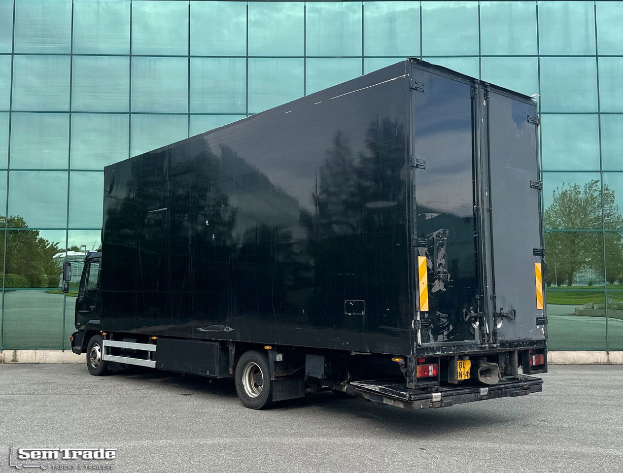 MAN LE 220C Euro 3 Isolated BOX + BOX Heater 740 x 240 x 295 CM Inside Holland Truck - Xe tải hộp: hình 3 MAN LE 220C Euro 3 Isolated BOX + BOX Heater 740 x 240 x 295 CM Inside Holland Truck - Xe tải hộp: hình 3
