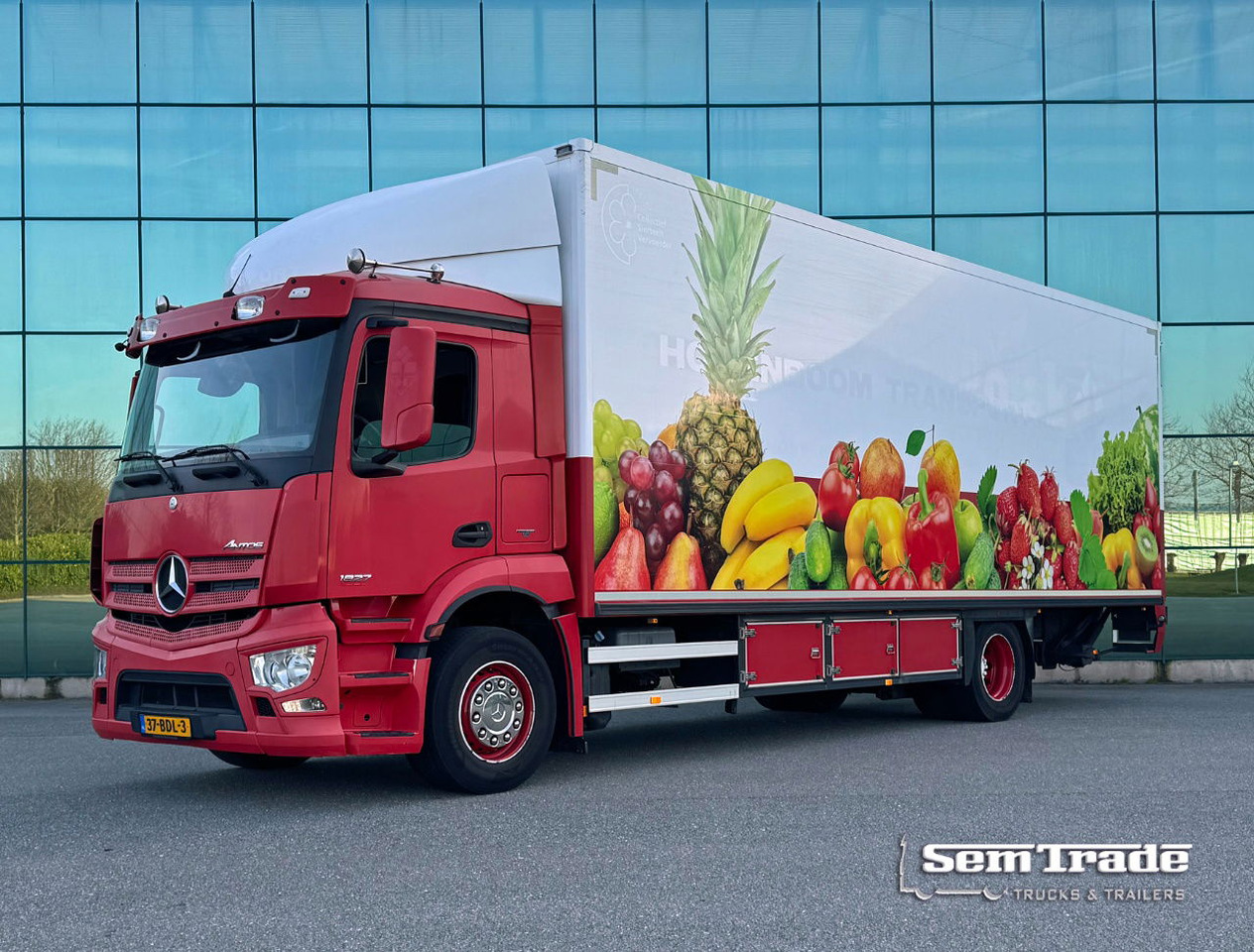 Mercedes-Benz Antos 1827 Euro 6 VOL Geisoleerde 15 Karren BAK 277 CM Hoog Kachel - Xe tải hộp: hình 1 Mercedes-Benz Antos 1827 Euro 6 VOL Geisoleerde 15 Karren BAK 277 CM Hoog Kachel - Xe tải hộp: hình 1