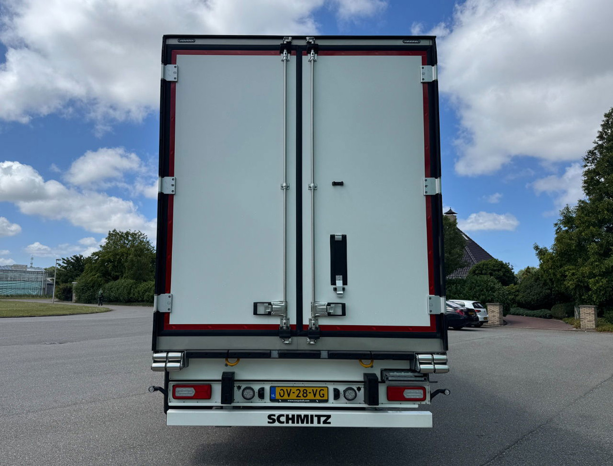 Schmitz Cargobull SCBS3B Thermo King Avancer A-400 270 High NEW AND Unused 2x Lift Axles Flower Wide - Sơ mi rơ moóc đông lạnh: hình 4 Schmitz Cargobull SCBS3B Thermo King Avancer A-400 270 High NEW AND Unused 2x Lift Axles Flower Wide - Sơ mi rơ moóc đông lạnh: hình 4