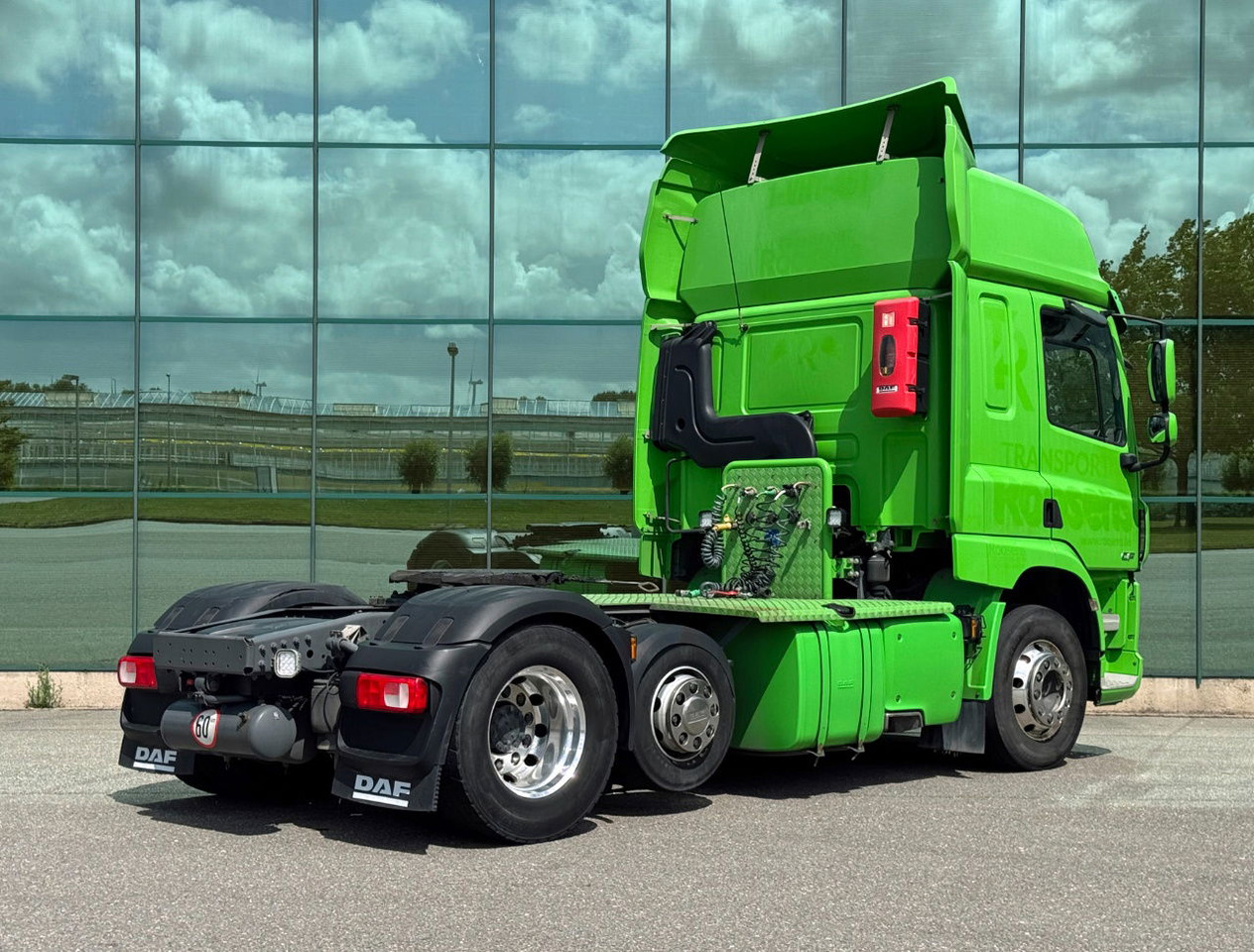 DAF CF 450 FTP Space CAB Only 447.500 KM 2x Tanks TOP Condition Belgium Truck - Xe đầu kéo: hình 4 DAF CF 450 FTP Space CAB Only 447.500 KM 2x Tanks TOP Condition Belgium Truck - Xe đầu kéo: hình 4