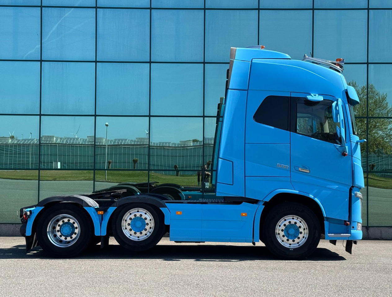 Volvo FH 500 6X2 Globetrotter 2x Tanks 672.000 KM TOP Condition NL Truck - Xe đầu kéo: hình 5 Volvo FH 500 6X2 Globetrotter 2x Tanks 672.000 KM TOP Condition NL Truck - Xe đầu kéo: hình 5