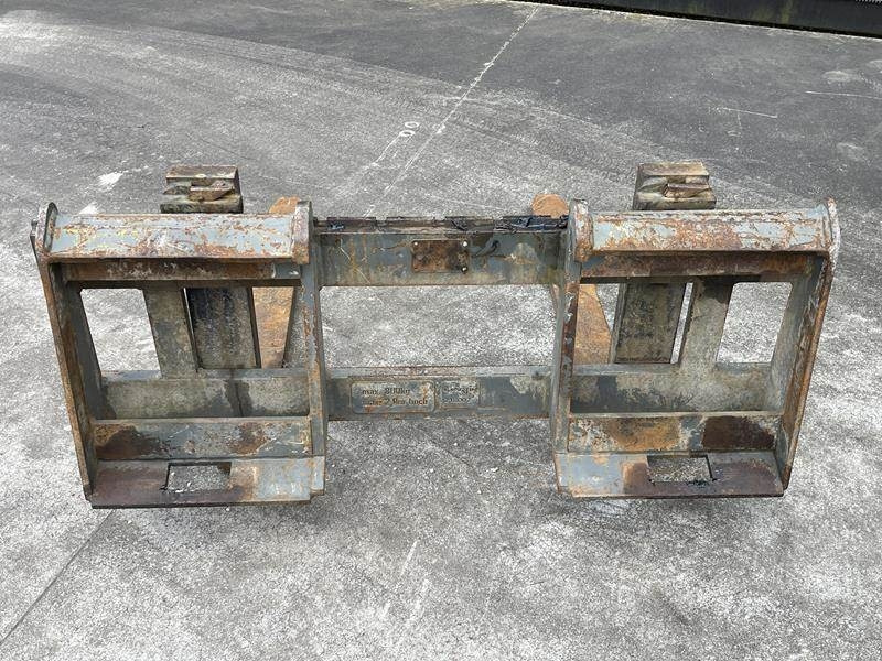 Bobcat S 450 - Máy xúc lật bánh lốp: hình 4 Bobcat S 450 - Máy xúc lật bánh lốp: hình 4