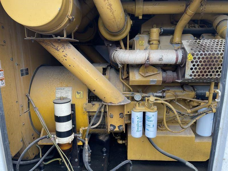 Cat 900 F - Bộ phát điện: hình 4 Cat 900 F - Bộ phát điện: hình 4
