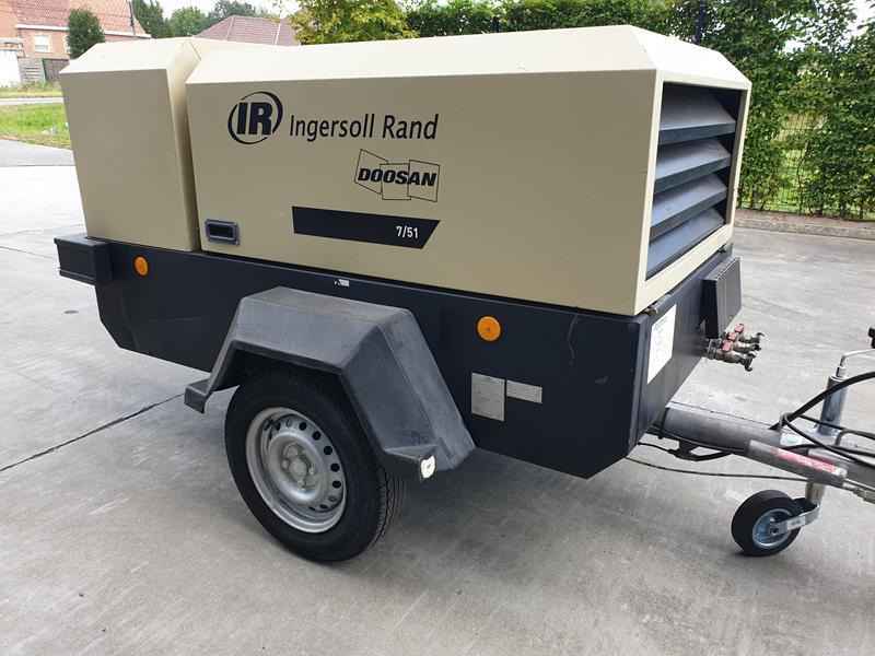 Doosan 7 / 51 - Máy nén khí: hình 2 Doosan 7 / 51 - Máy nén khí: hình 2
