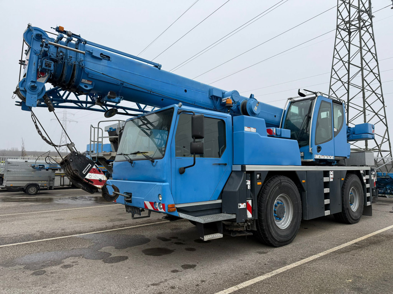 LIEBHERR LTM 1030-2.1 - Cẩu bánh lốp: hình 1 LIEBHERR LTM 1030-2.1 - Cẩu bánh lốp: hình 1
