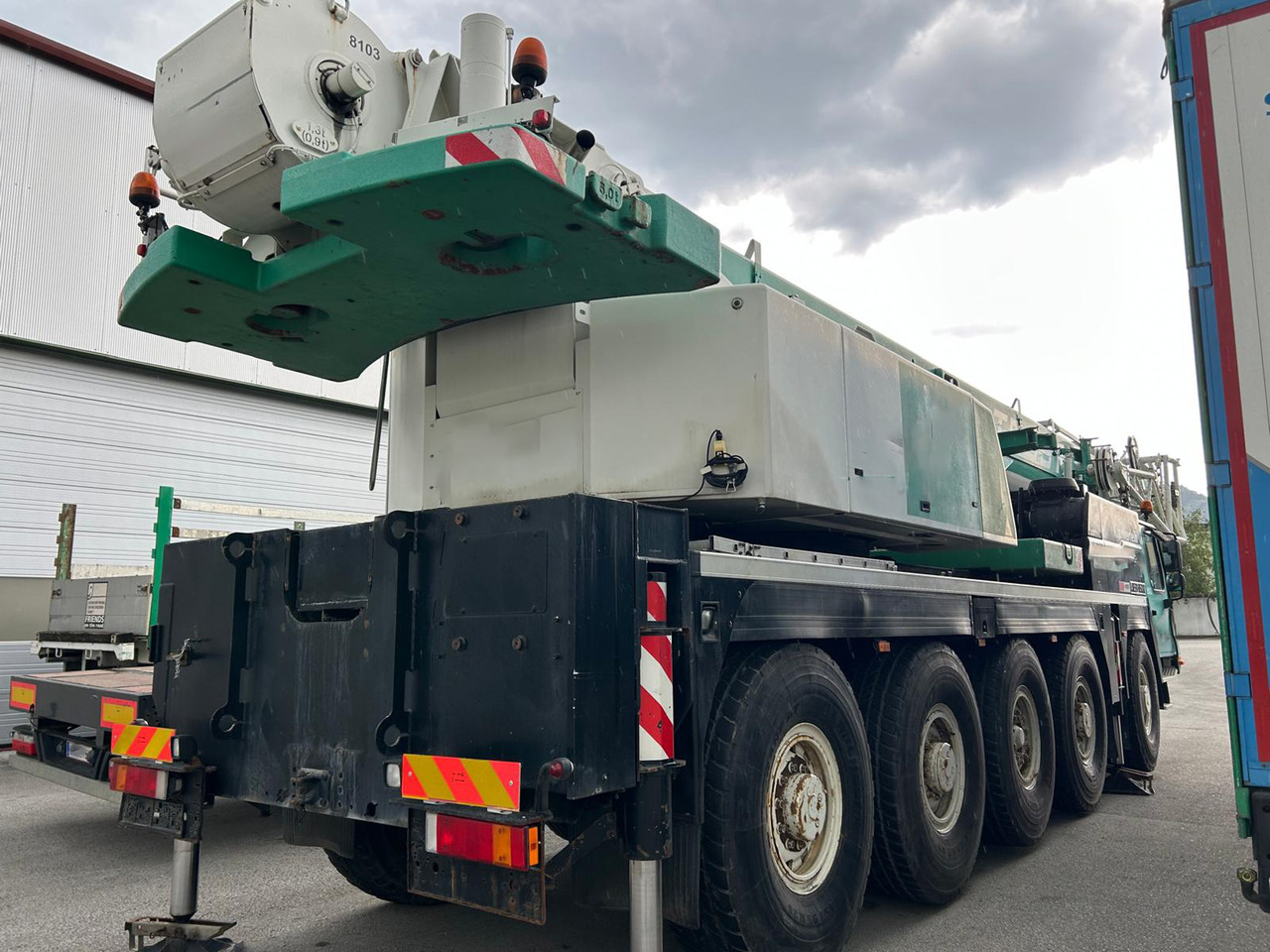 LIEBHERR LTM 1100-5.2 - Cẩu bánh lốp: hình 2 LIEBHERR LTM 1100-5.2 - Cẩu bánh lốp: hình 2