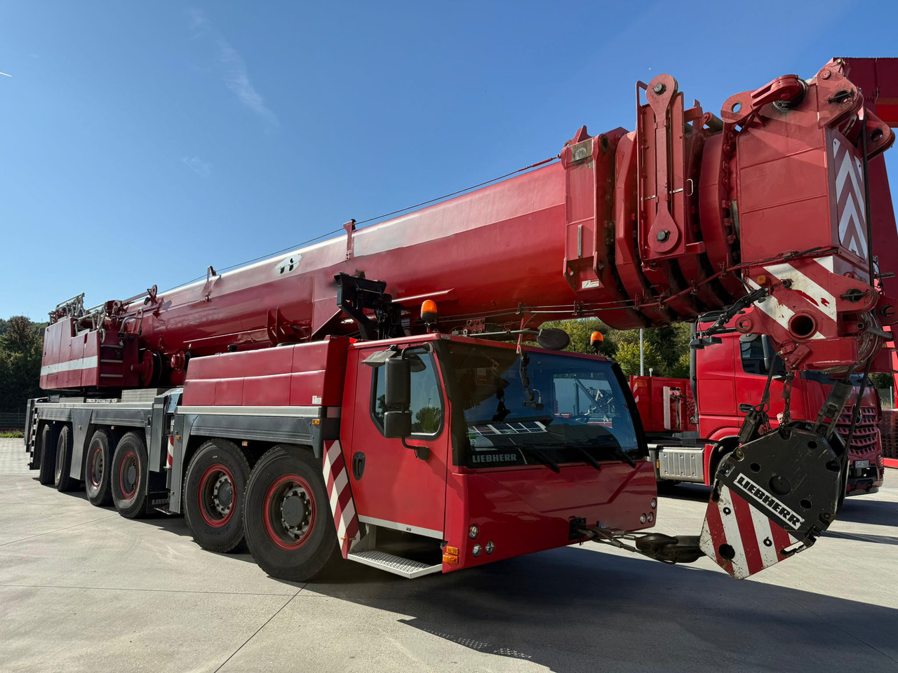 LIEBHERR LTM 1350-6.1 - Cẩu bánh lốp: hình 1 LIEBHERR LTM 1350-6.1 - Cẩu bánh lốp: hình 1