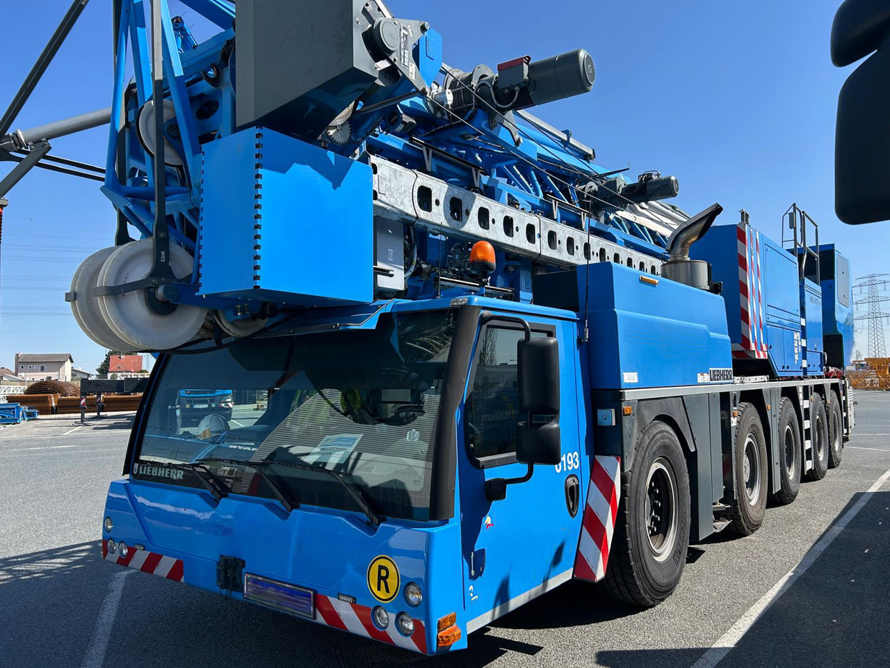 LIEBHERR MK 140 Plus - Cẩu bánh lốp: hình 1 LIEBHERR MK 140 Plus - Cẩu bánh lốp: hình 1