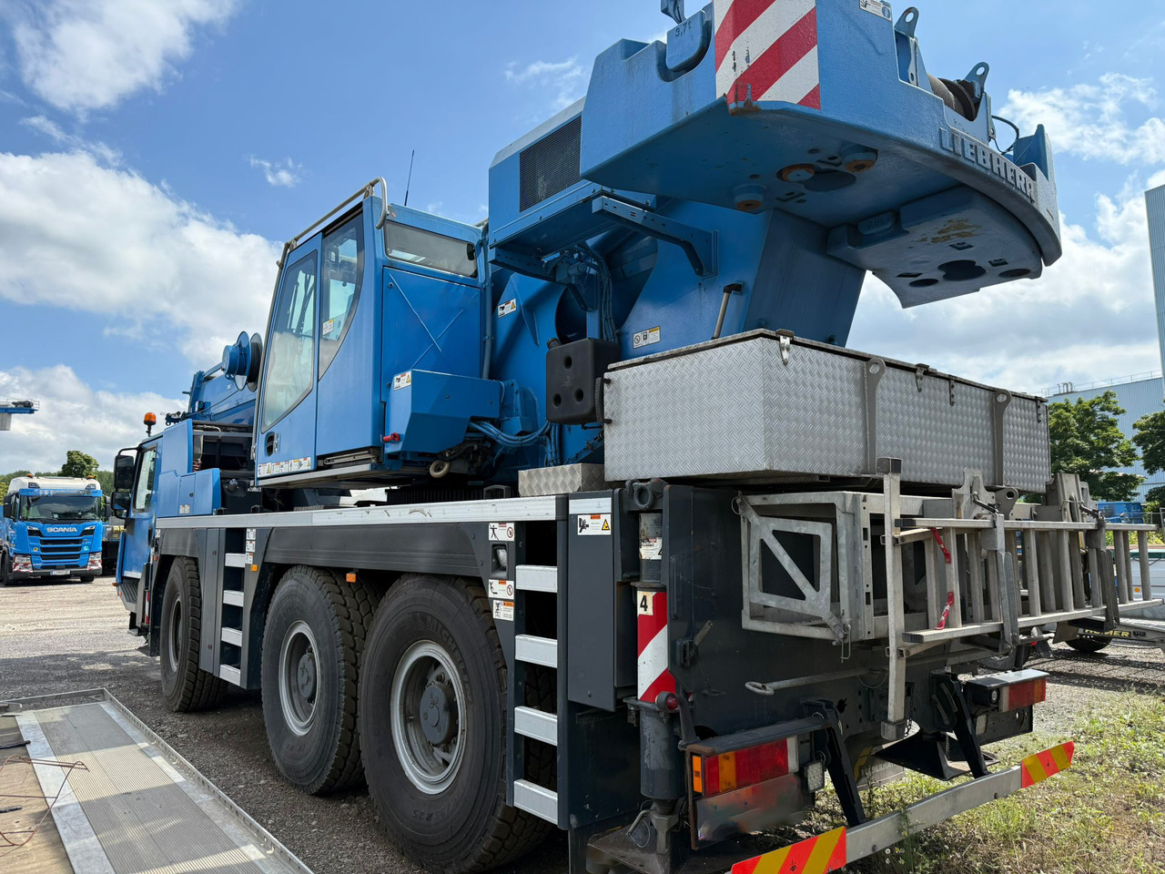 Liebherr LTM 1060-3.1 - Cẩu bánh lốp: hình 2 Liebherr LTM 1060-3.1 - Cẩu bánh lốp: hình 2